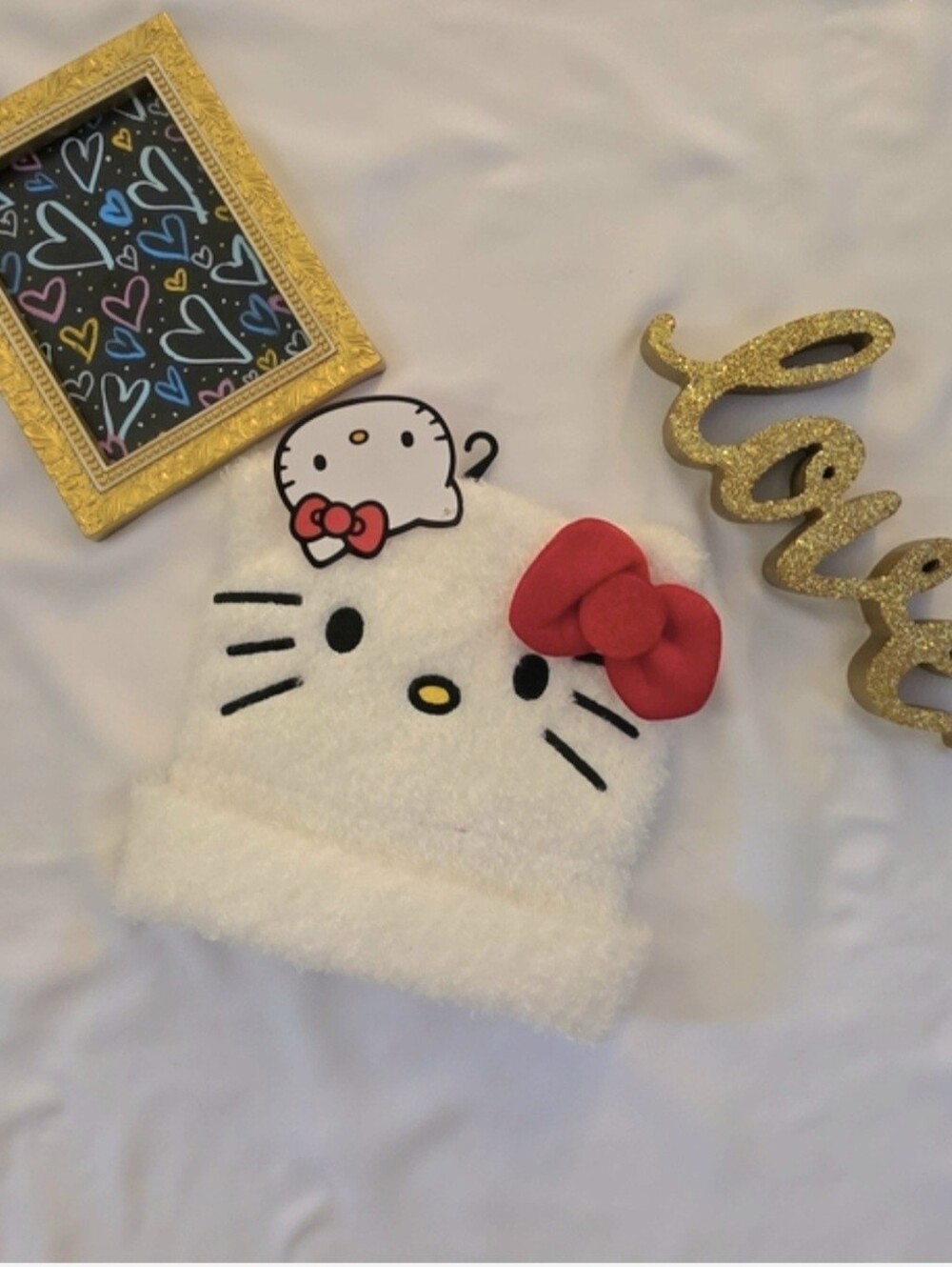 NWT Sanrio Hello Kitty White Fuzzy Plush Beanie Red Bow 3D Ears Kawaii Sz 8.5" W
